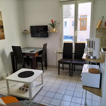 Appartement T1 Proche Centre Et Vignes *